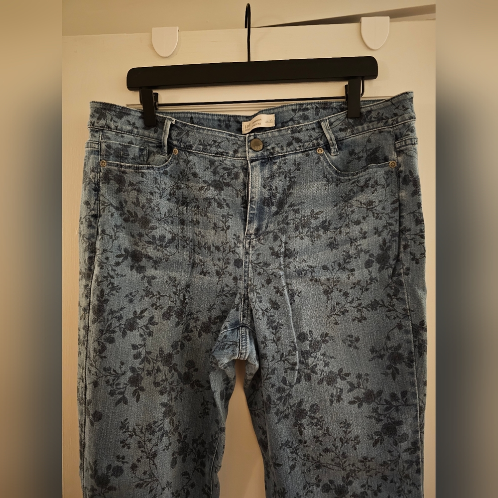 J.jill weekender straight leg jeans in floral print | Size 16